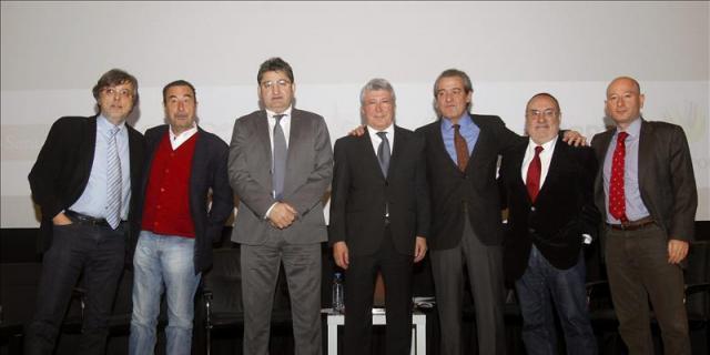 Cerezo no cree que Diego Costa se vaya a ir la temporada que viene