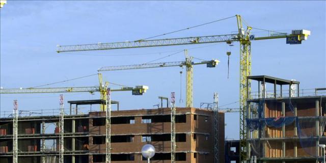 Cae un 11,2% la venta de viviendas en la Comunidad en 2013 y sube un 6,8% en la capital