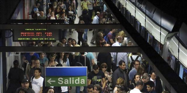 Una avería suspende el servicio en la línea 5 de Metro entre Ciudad Lineal y Ventas