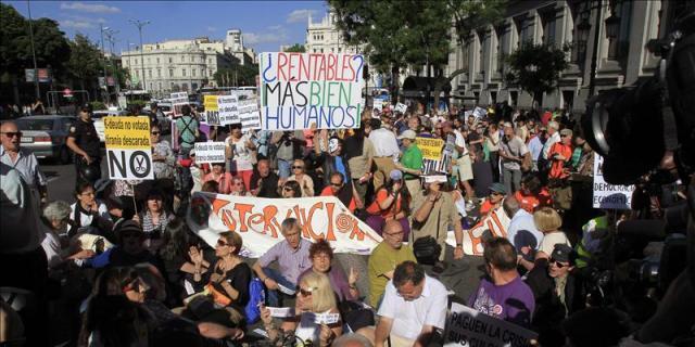 Los indignados volvieron a la Puerta del Sol en el tercer aniversario del 15-M