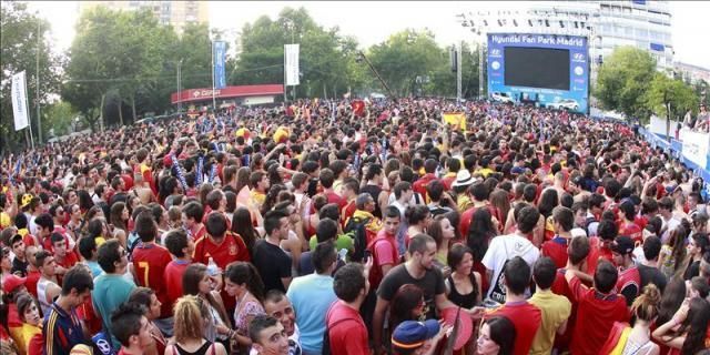 Los partidos de España sí se podrán ver en pantalla gigante junto al Bernabéu