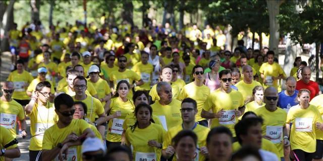 Alrededor de 2.500 personas corren en Madrid para luchar contra el sida