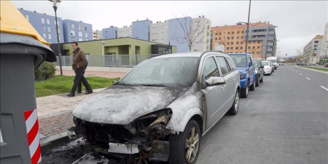 Detenidos dos pirómanos por quemar 24 vehículos en Fuenlabrada