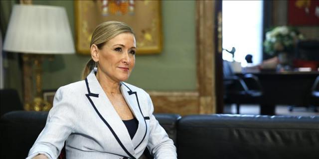 Cifuentes asegura que la Policía está "más cerca" del pederasta