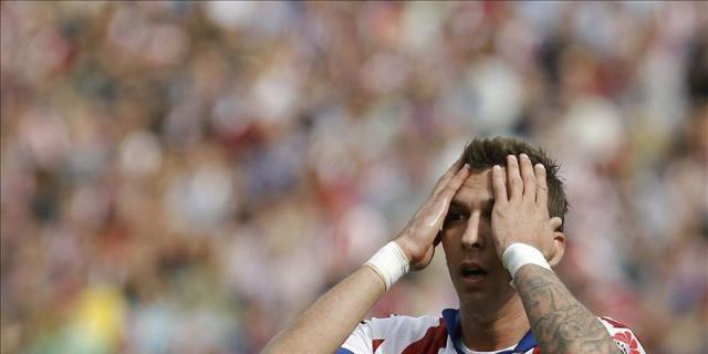 Mandzukic sufre una contractura cervical