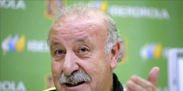 Del Bosque augura el "éxito" a la 'gran recogida' del Banco de Alimentos
