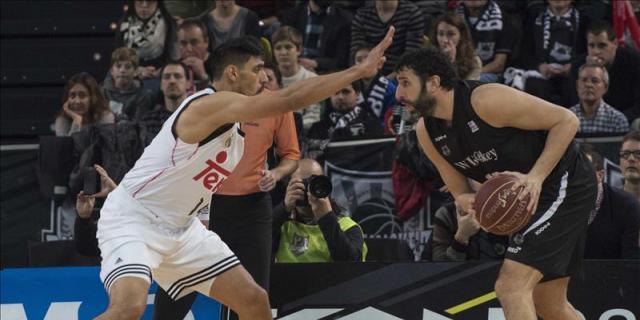 89-79. El Bilbao Basket da la campanada ante un Madrid que cede el liderato