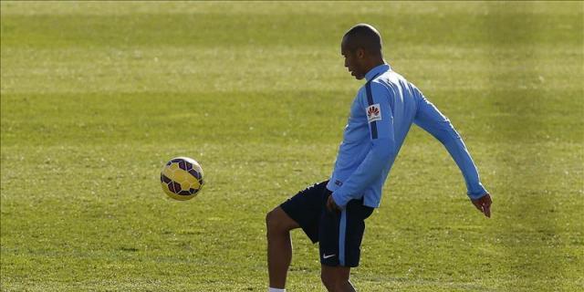 El Atlético estrena pareja defensiva: Miranda-Giménez