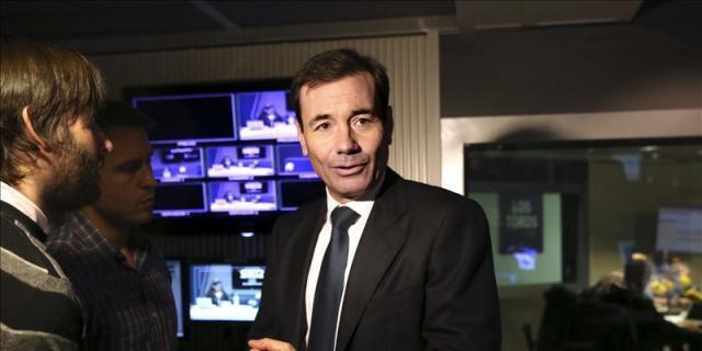 Tomás Gómez se rinde en la Asamblea de Madrid