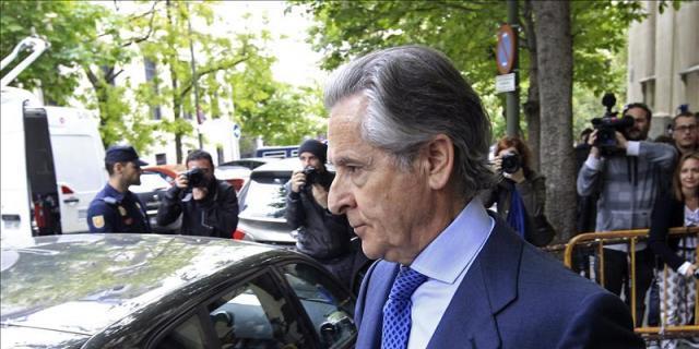 Blesa trata de suspender su declaración y evita admitir que los correos eran suyos