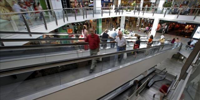 Una empresa francesa compra el centro comercial Plenilunio por 375 millones