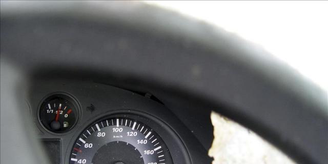 Detenidos en Madrid por vender coches de alta gama con los cuentakilómetros alterados