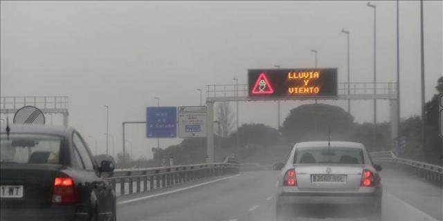 Siete heridos leves en un accidente de siete vehículos en cadena en la M-50 