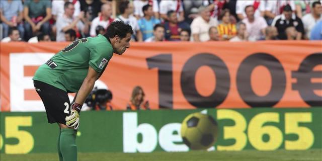 Toño entrena con el grupo y Abdoulaye se ausenta con permiso del club