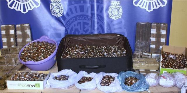Trajeron a Madrid cinco kilos de hachís en un envase de zumo y en tres cajas de galletas