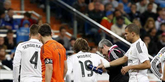 Modric sufre un esguince de rodilla
