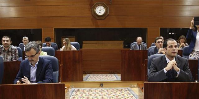 Podemos se sorprende por el apoyo de C's al PP en la Asamblea