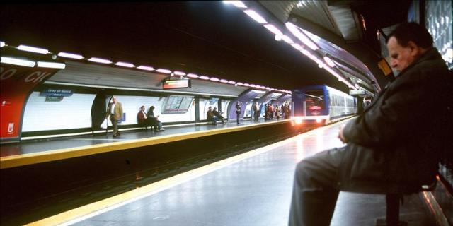 Una avería de señales ralentiza la línea 1 de Metro entre Iglesia y Cuatro Caminos