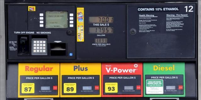 La gasolina se abarata un 0,8 por ciento esta semana pero sube un 15 por ciento desde enero