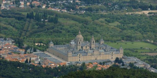 Casi 4.000 firmas para evitar el "desmantelamiento" del Monasterio de El Escorial