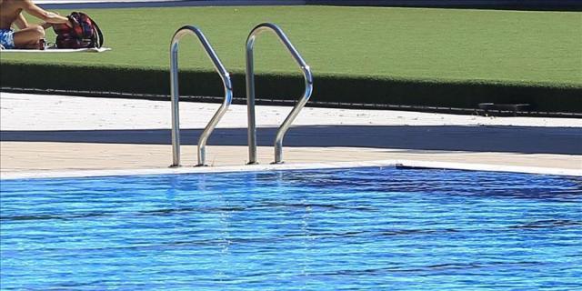 El Summa saca de una parada cardiaca a una mujer rescatada de la piscina