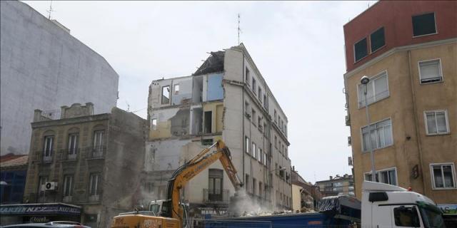 Tetuán comienza a trabajar con los vecinos afectados por el derrumbe