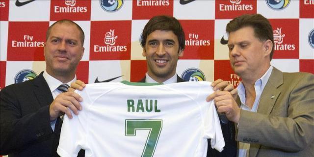 Raúl anuncia su retirada del fútbol profesional