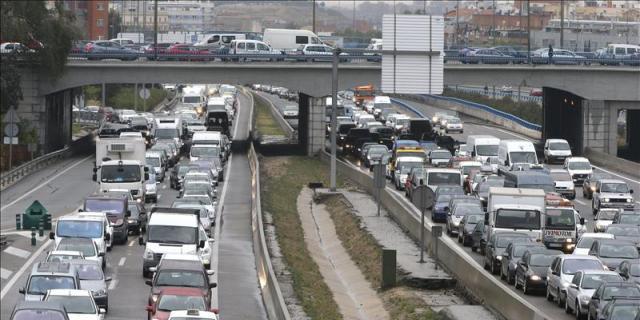 Los atascos de los lunes en Madrid: muchas causas y malas soluciones