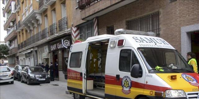 Un hombre se encuentra muy grave por una herida de arma blanca en Puente de Vallecas