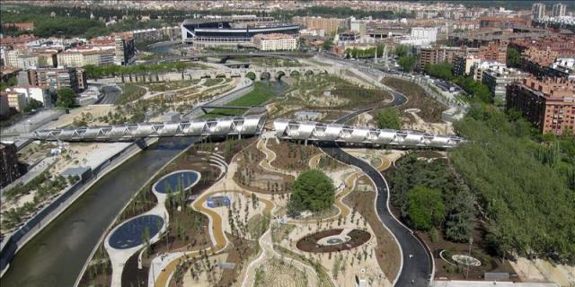 Manuela Carmena y Sara Hernández aprueban prolongar Madrid Río hasta Getafe