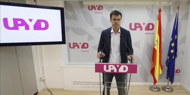 Con el lema "Más España" UPYD presenta la candidatura, que encabeza Herzoz