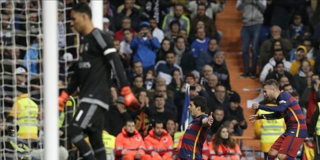 Luis Suárez corta la racha de Keylor Navas en el Bernabéu