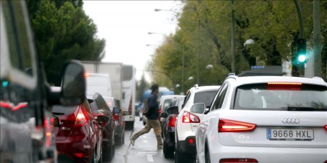 Carmena cree que la situación de los atascos en Madrid "no es tan mala" porque "hay pocos"