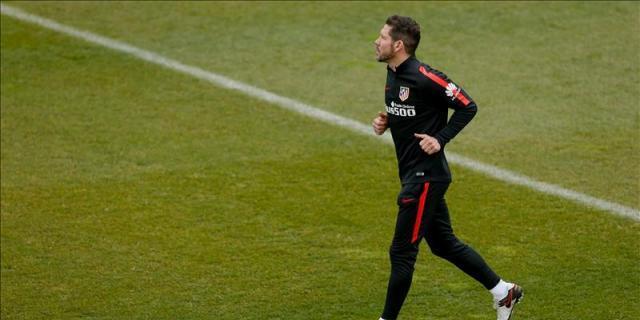 Simeone descarta la salida de Kranevitter en el mercado invernal