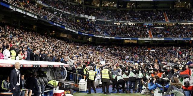 La prensa francesa saluda el "debut soñado" de Zidane