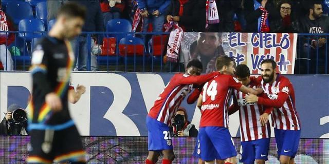 3-0. Correa y Griezmann clasifican a un Atlético práctico