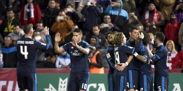 1-2. Un golazo de Modric mantiene al Real Madrid vivo en la pelea por la Liga