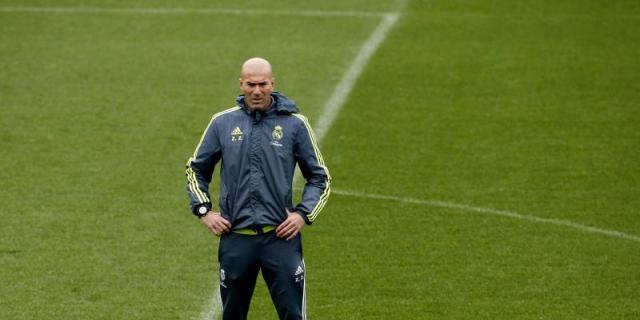 Zidane cree que "es normal" que los madridistas no quieran la final en el Bernabéu