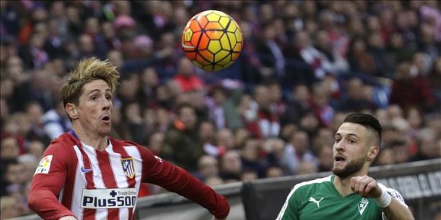 Carrasco y Torres, titulares en el Atlético; Yoda por Lago en el Getafe