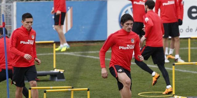 Simeone recupera a Savic y duda entre Vietto u Óliver para el once