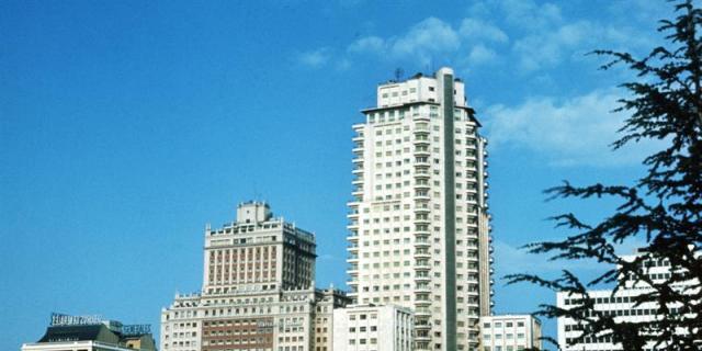 Hasta 20.000 madrileños responden a la encuesta sobre la Plaza de España