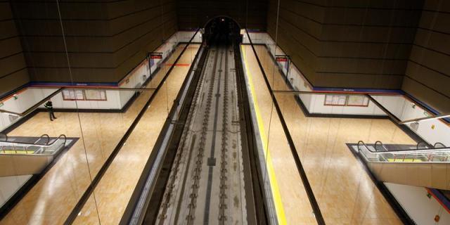 Los afectados por las obras de Metro en San Fernando reúnen más de 3.000 firmas