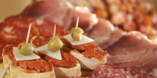 Más de 50 hosteleros en la novena Ruta de las tapas de San Fernando