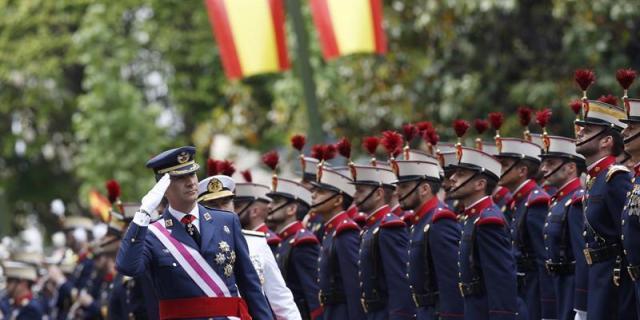 Día de las Fuerzas Armadas con Felipe VI y gobierno en funciones