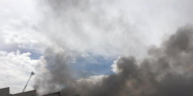 Arden siete naves en un polígono de Alcalá de Henares