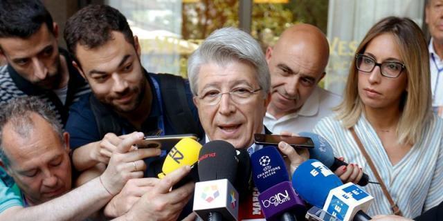 Cerezo: "Que los atléticos duerman tranquilos, Simeone tiene contrato"