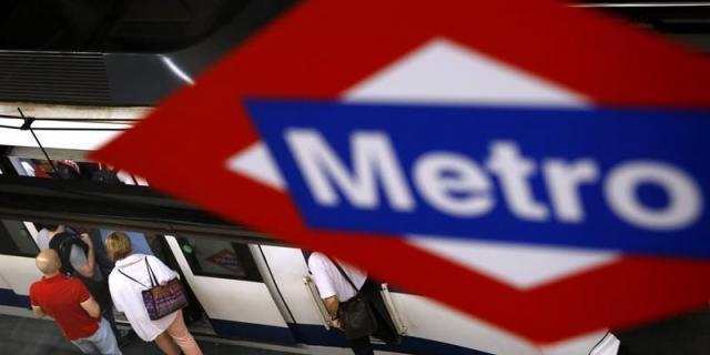 El paro parcial de los maquinistas de Metro es casi del 100%