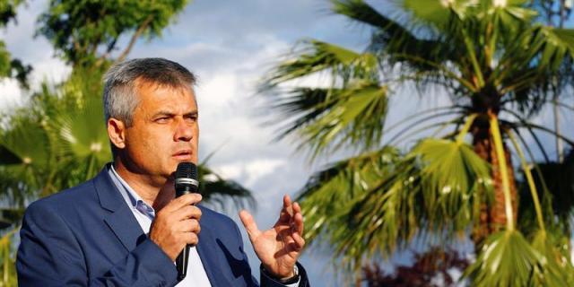 El alcalde de Móstoles renuncia a su sueldo de regidor tras ser elegido senador