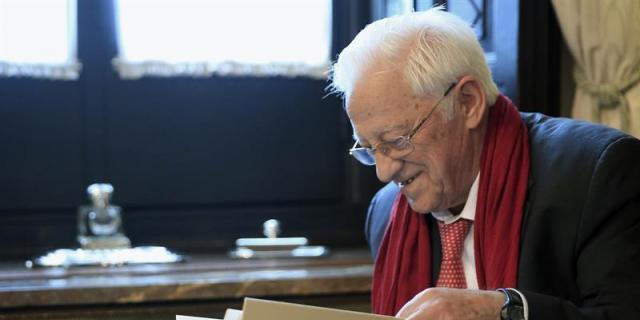 Morata de Tajuña apoya la petición de que el padre Ángel sea candidato al Nobel de la Paz