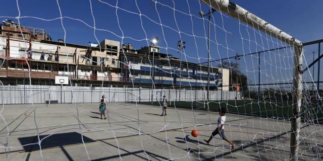 Villanueva del Pardillo repara y acondiciona pistas deportivas municipales